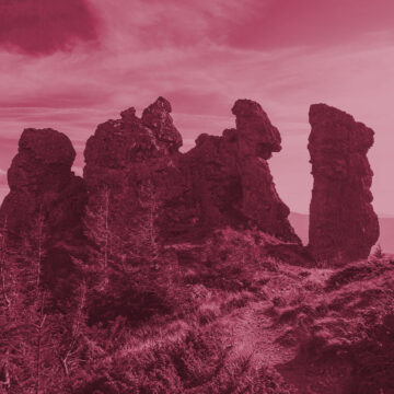 Góry Stołowe – Kraina Kamiennych Labiryntów 🏔️🌀